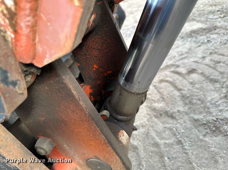 image for item MQ9389 2004 Sky Trak 10042  telehandler