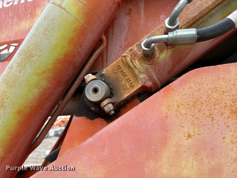 image for item MQ9389 2004 Sky Trak 10042  telehandler