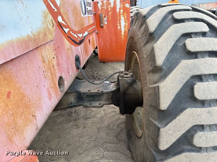 image for item MQ9389 2004 Sky Trak 10042  telehandler