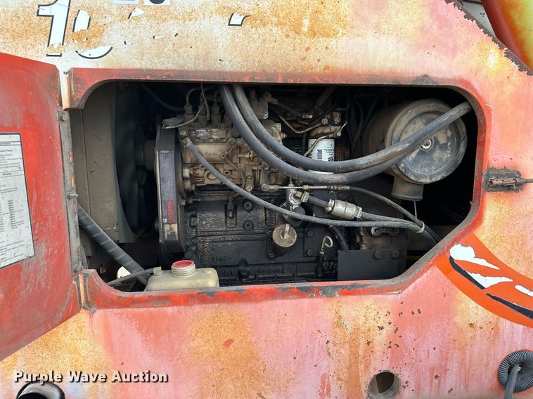 image for item MQ9389 2004 Sky Trak 10042  telehandler