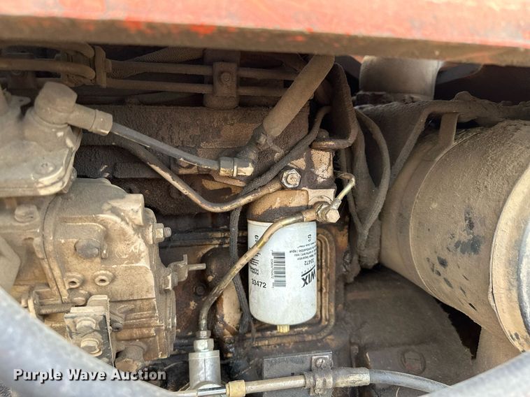 image for item MQ9389 2004 Sky Trak 10042  telehandler