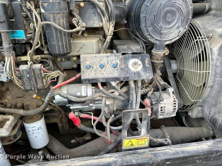 image for item MQ9390 2004 Caterpillar TH560B telehandler