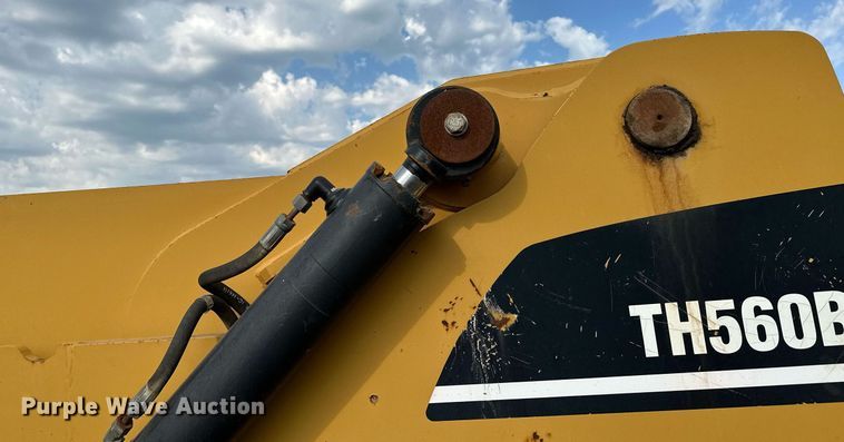 image for item MQ9390 2004 Caterpillar TH560B telehandler