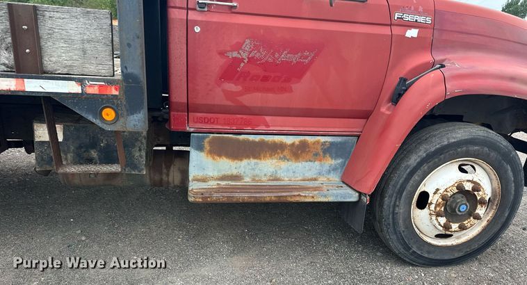 image for item MQ9396 1998  Ford F800  dump flatbed truck