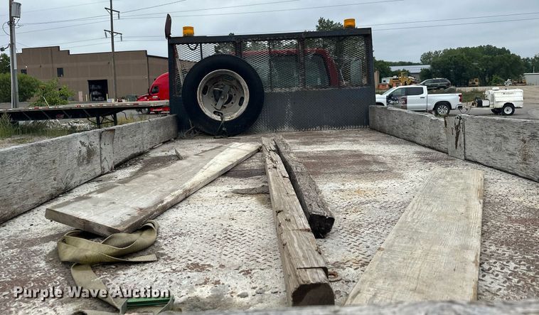 image for item MQ9396 1998  Ford F800  dump flatbed truck