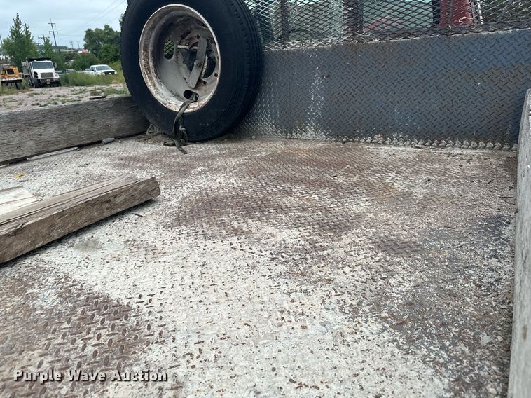 image for item MQ9396 1998  Ford F800  dump flatbed truck