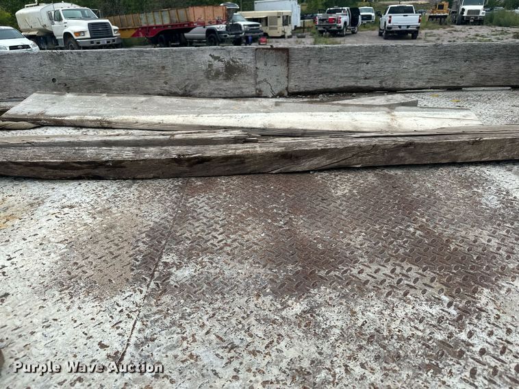 image for item MQ9396 1998  Ford F800  dump flatbed truck