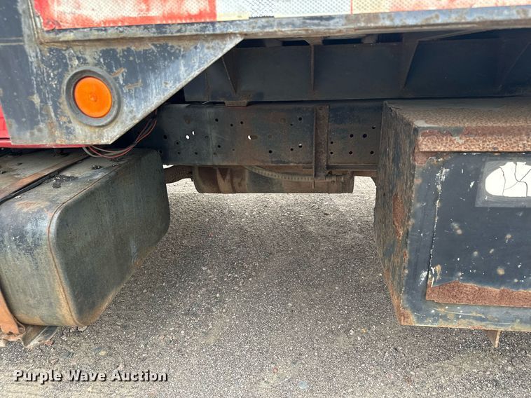 image for item MQ9396 1998  Ford F800  dump flatbed truck