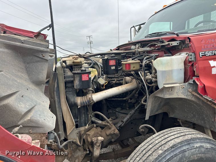 image for item MQ9396 1998  Ford F800  dump flatbed truck