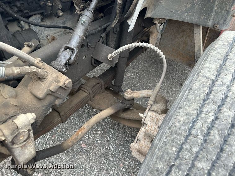 image for item MQ9396 1998  Ford F800  dump flatbed truck