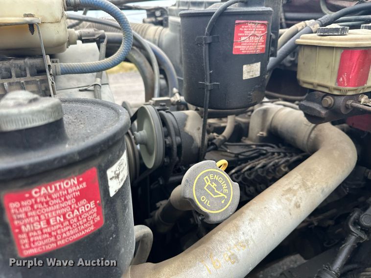 image for item MQ9396 1998  Ford F800  dump flatbed truck