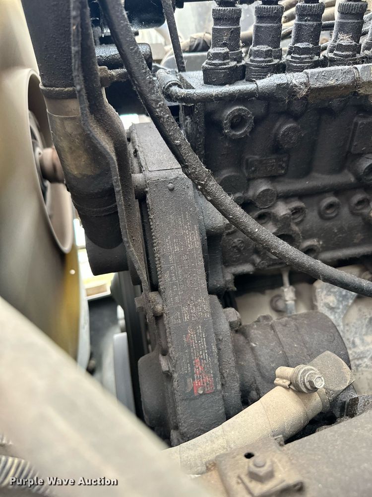 image for item MQ9396 1998  Ford F800  dump flatbed truck