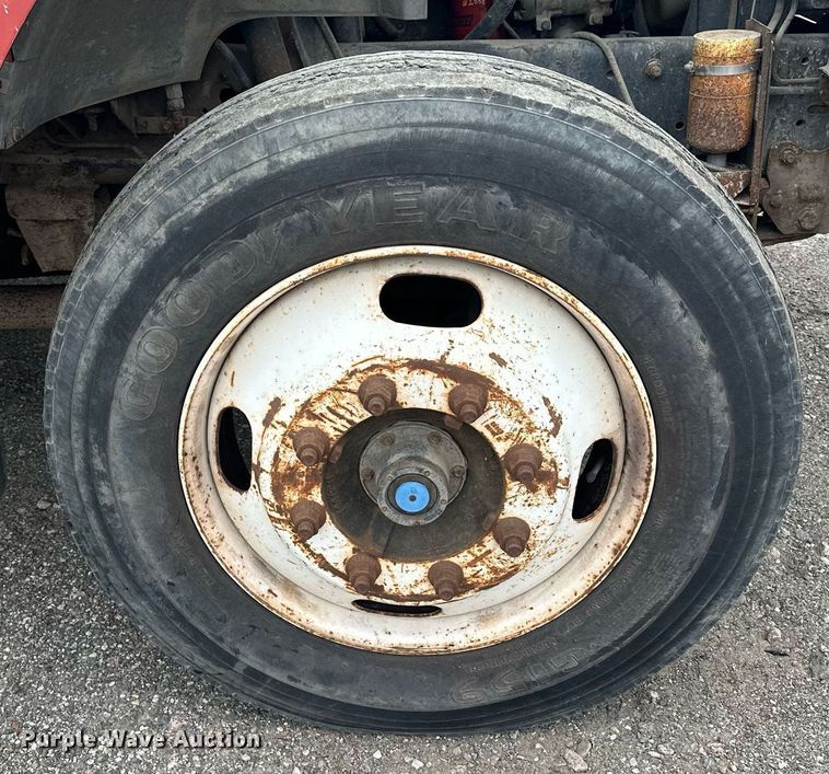 image for item MQ9396 1998  Ford F800  dump flatbed truck