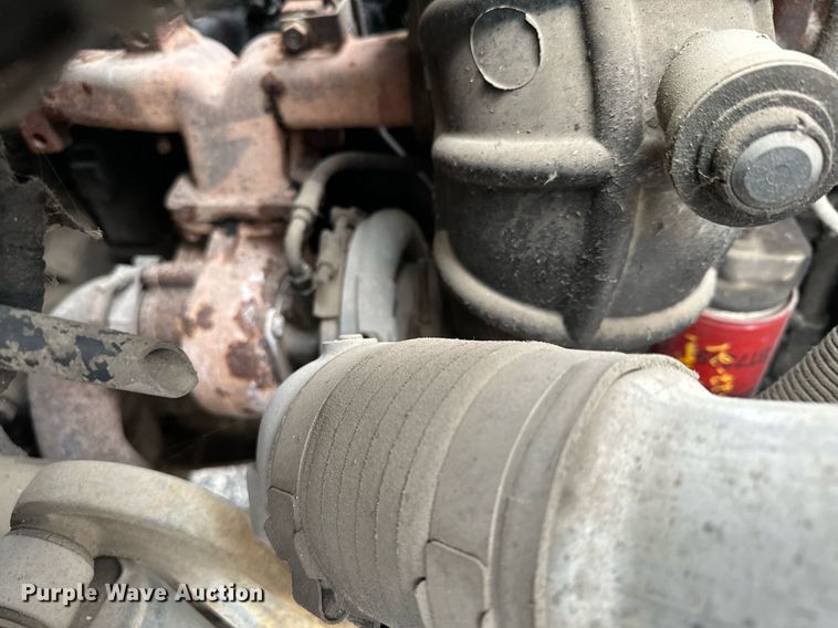 image for item MQ9399 1995 Ford F800  flatbed truck