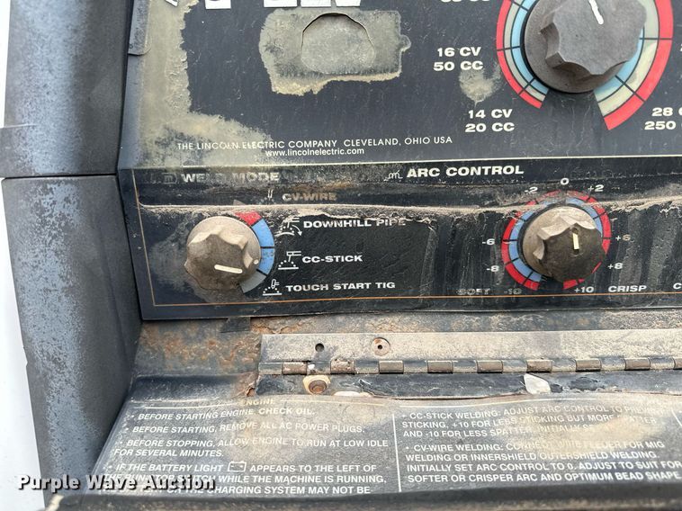 image for item MQ9404 2008 Sterling Bullet  Crew Cab utility / service truck