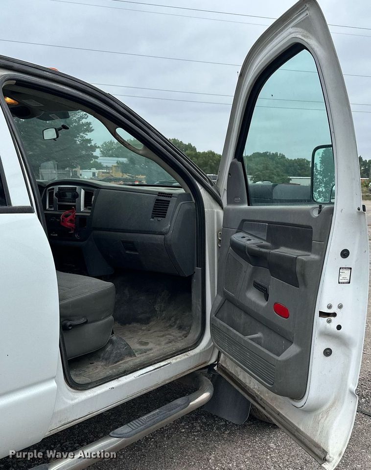 image for item MQ9404 2008 Sterling Bullet  Crew Cab utility / service truck