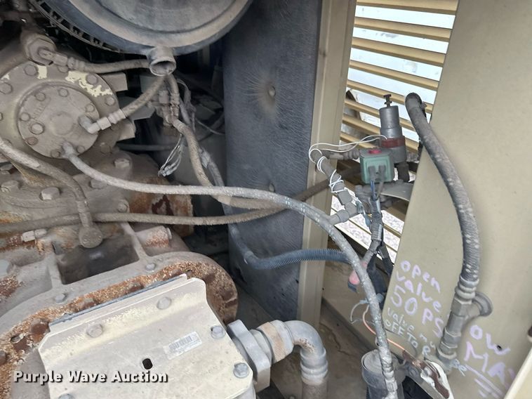 image for item MQ9406 2005 Ingersoll Rand 1000  air compressor