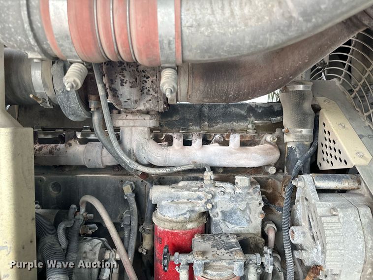 image for item MQ9406 2005 Ingersoll Rand 1000  air compressor