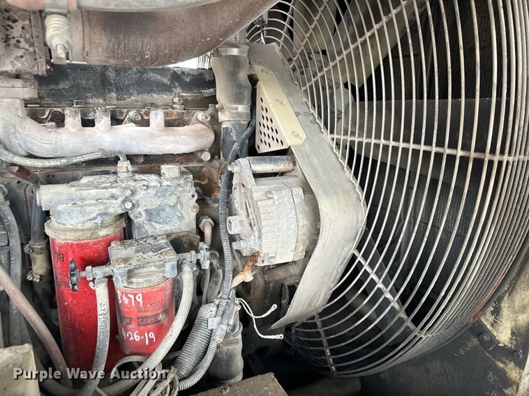 image for item MQ9406 2005 Ingersoll Rand 1000  air compressor