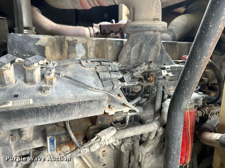 image for item MQ9406 2005 Ingersoll Rand 1000  air compressor