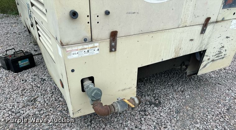 image for item MQ9406 2005 Ingersoll Rand 1000  air compressor