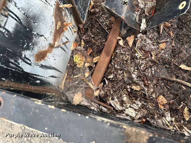 image for item MQ9412 Knapheide Service box  utility bed