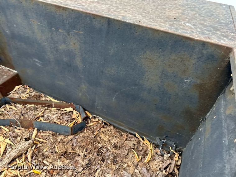 image for item MQ9413 Knapheide  utility bed