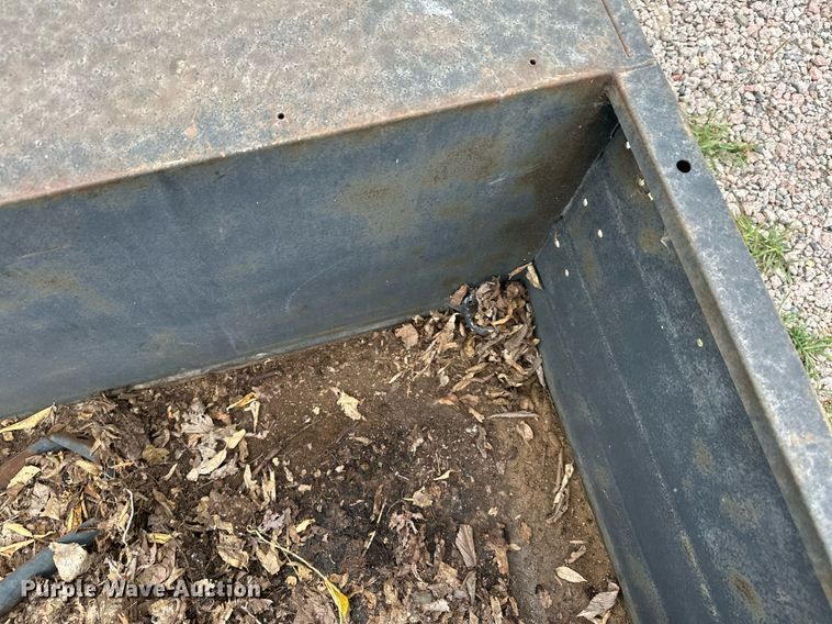 image for item MQ9413 Knapheide  utility bed