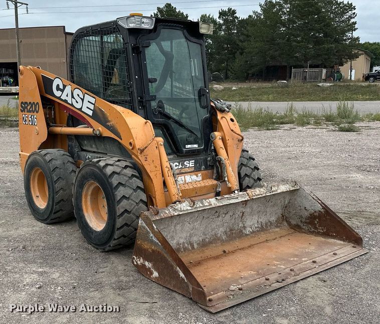 image for item MQ9418 2011 Case SR200  skid steer loader