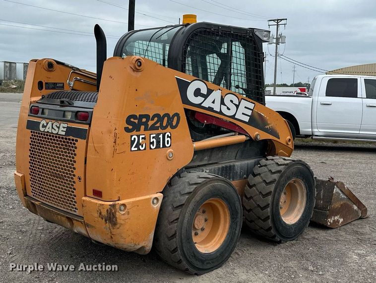 image for item MQ9418 2011 Case SR200  skid steer loader