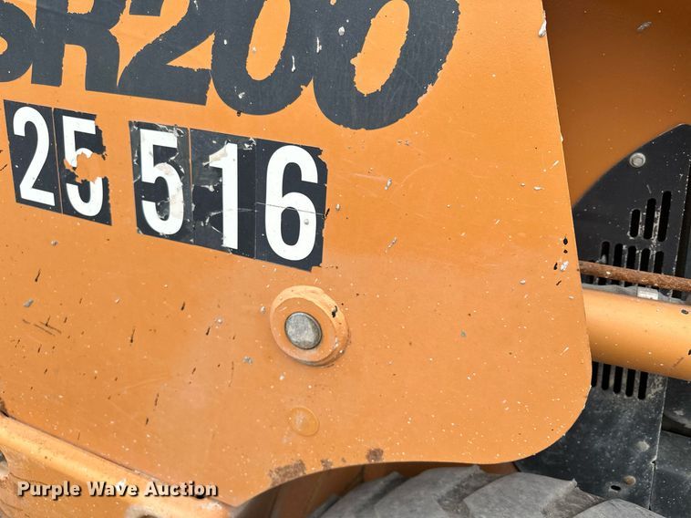 image for item MQ9418 2011 Case SR200  skid steer loader