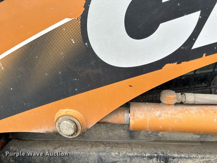 image for item MQ9418 2011 Case SR200  skid steer loader