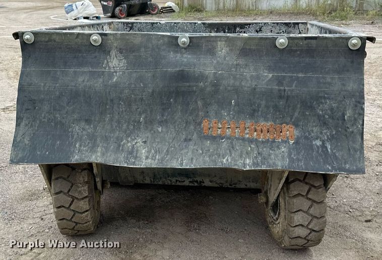 image for item MQ9422 2021 Titan  concrete buggy