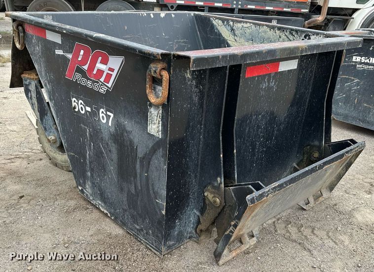 image for item MQ9422 2021 Titan  concrete buggy