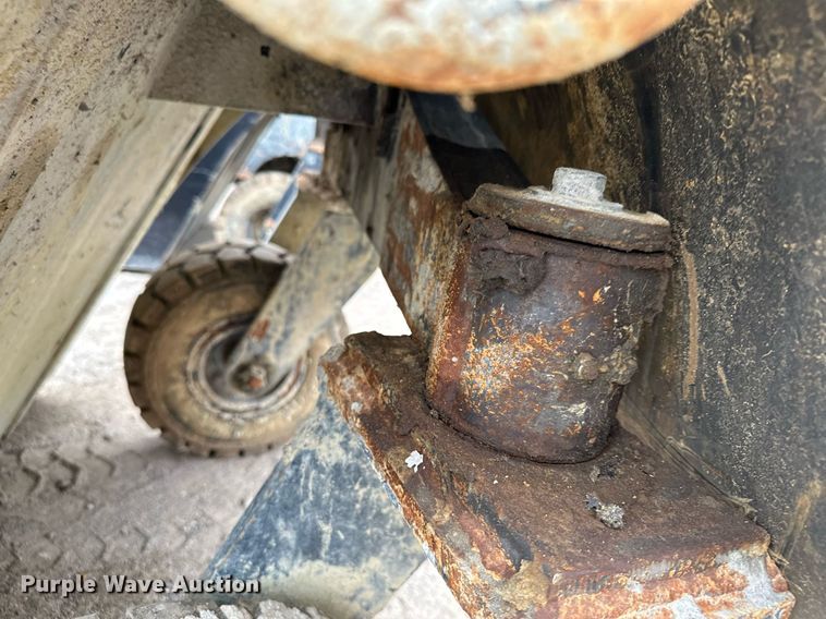 image for item MQ9422 2021 Titan  concrete buggy