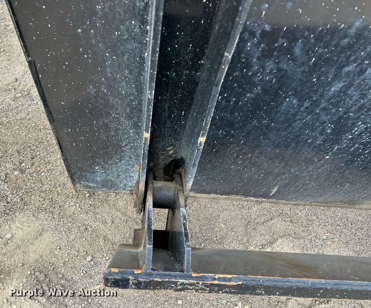 image for item MQ9422 2021 Titan  concrete buggy