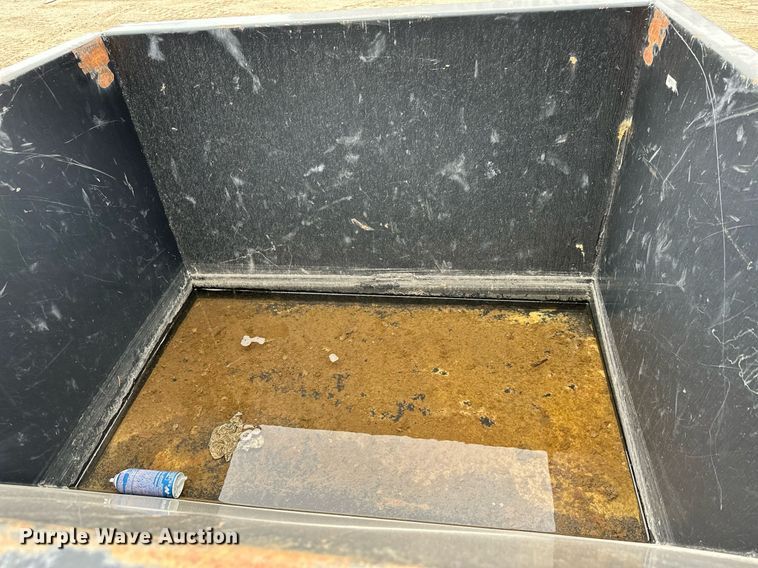 image for item MQ9423 2021 Titan  concrete buggy