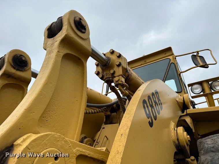 image for item MQ9425 1978 Caterpillar 988B wheel loader
