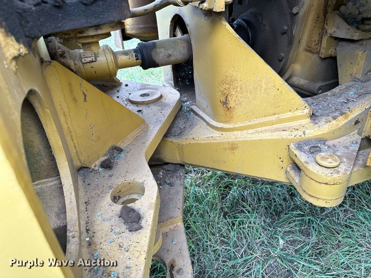 image for item MQ9425 1978 Caterpillar 988B wheel loader