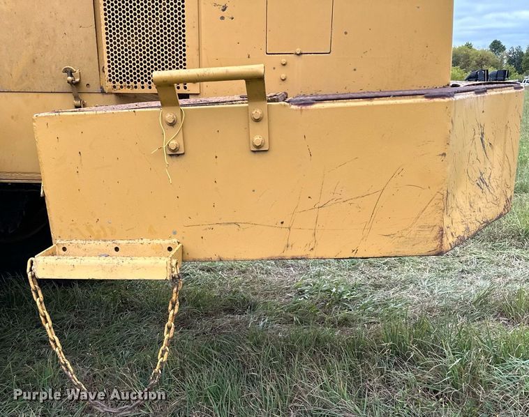 image for item MQ9425 1978 Caterpillar 988B wheel loader