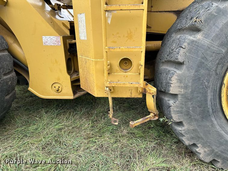 image for item MQ9425 1978 Caterpillar 988B wheel loader