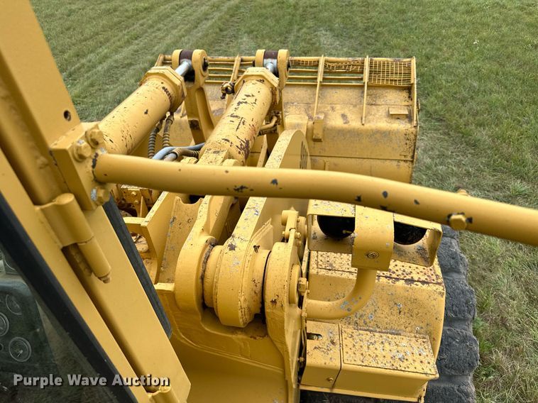image for item MQ9425 1978 Caterpillar 988B wheel loader