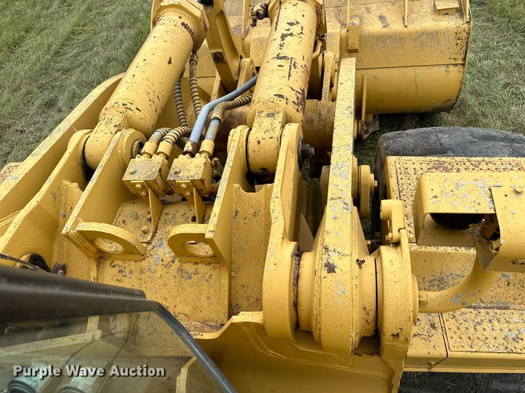 image for item MQ9425 1978 Caterpillar 988B wheel loader
