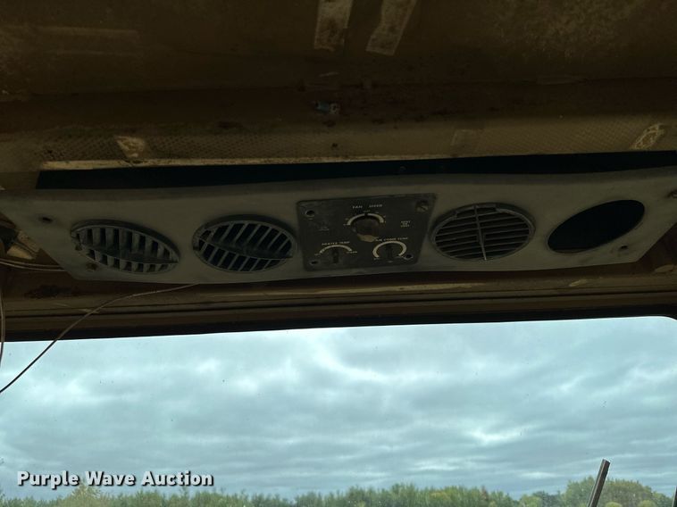 image for item MQ9425 1978 Caterpillar 988B wheel loader