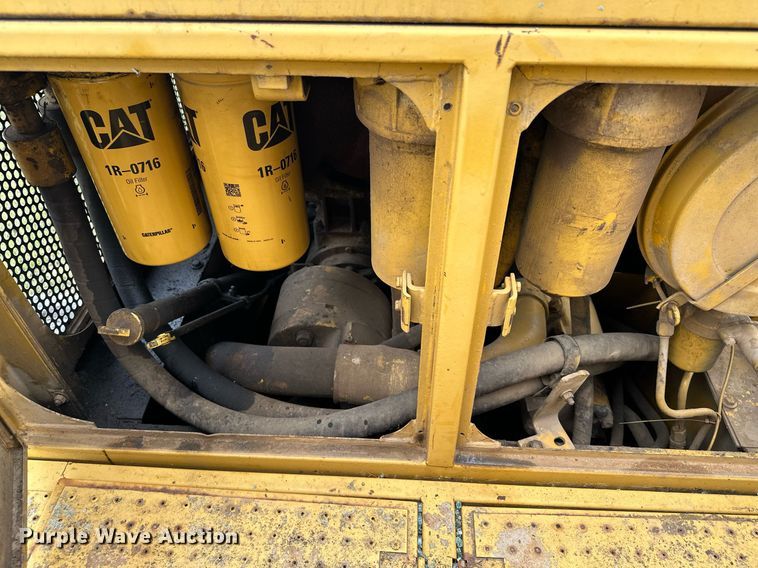 image for item MQ9425 1978 Caterpillar 988B wheel loader