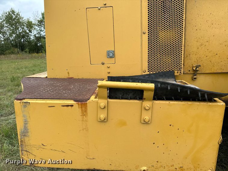 image for item MQ9425 1978 Caterpillar 988B wheel loader