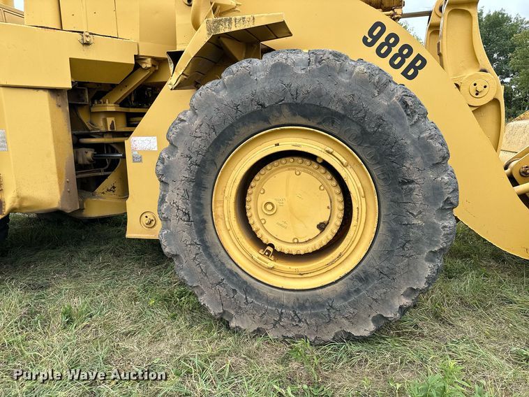 image for item MQ9425 1978 Caterpillar 988B wheel loader