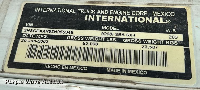 image for item MQ9431 2003 International 9200i  semi truck