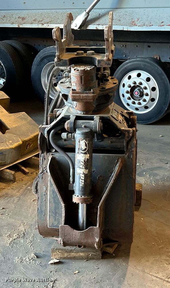 image for item MQ9436 Rotobec PC018B-B-BT4-BW1-1  excavator grapple