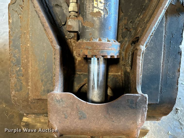 image for item MQ9436 Rotobec PC018B-B-BT4-BW1-1  excavator grapple